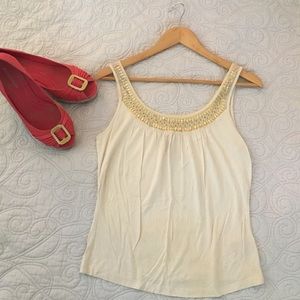 Bandolino flowy tank